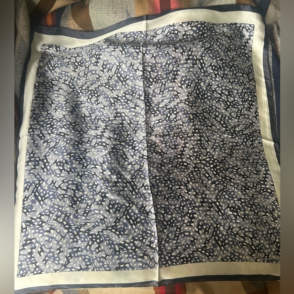 Silk Wild Rag - Picture 2 of 4